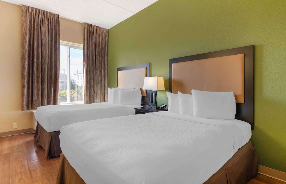Extended Stay America - Atlanta - Gwinnett Place 7/42