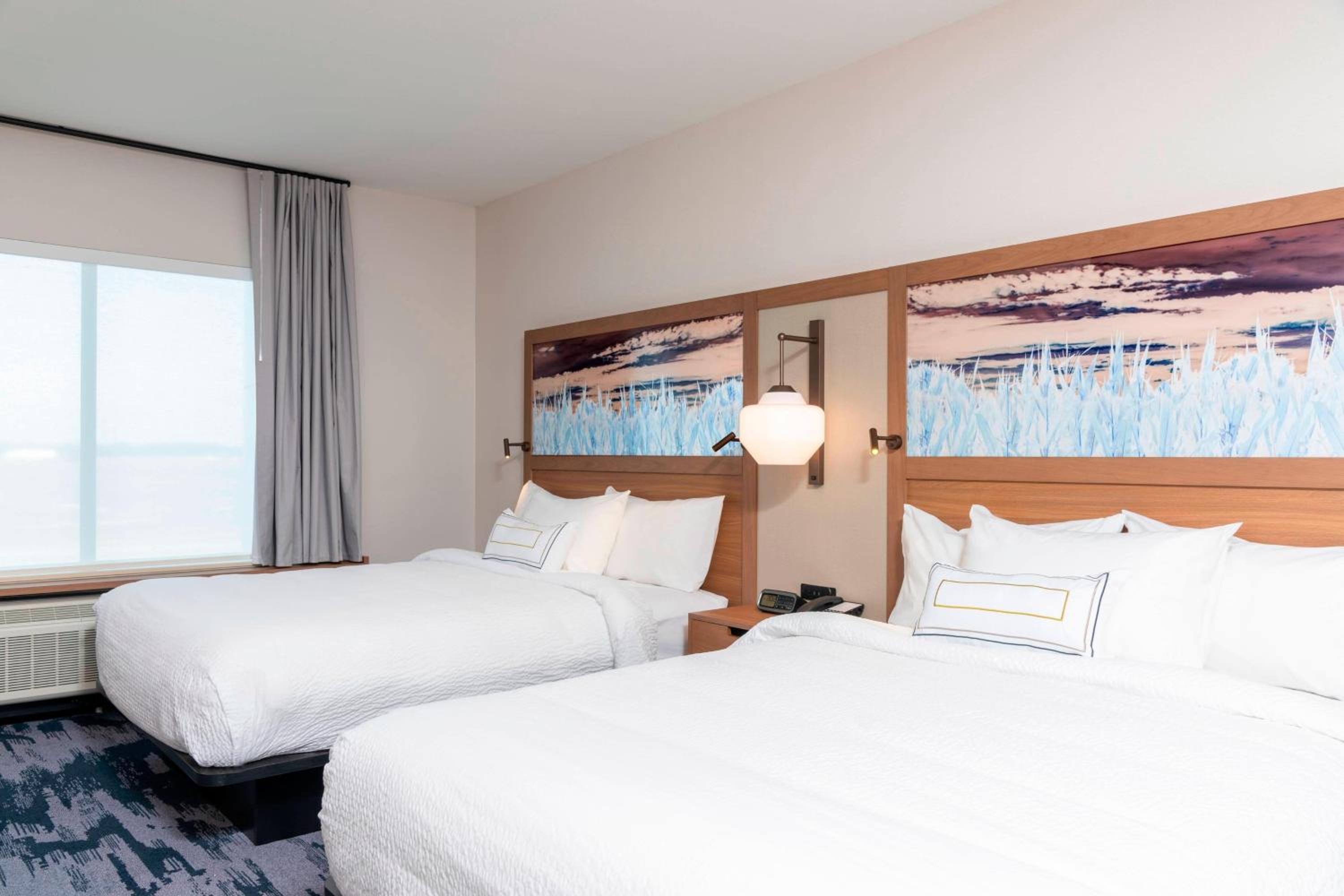 Room, 2 Queen Beds, Forest View, Accessible