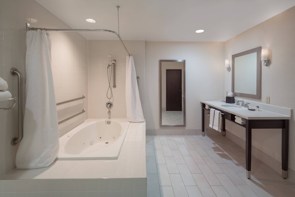 Sheraton Salt Lake City Hotel 12/45