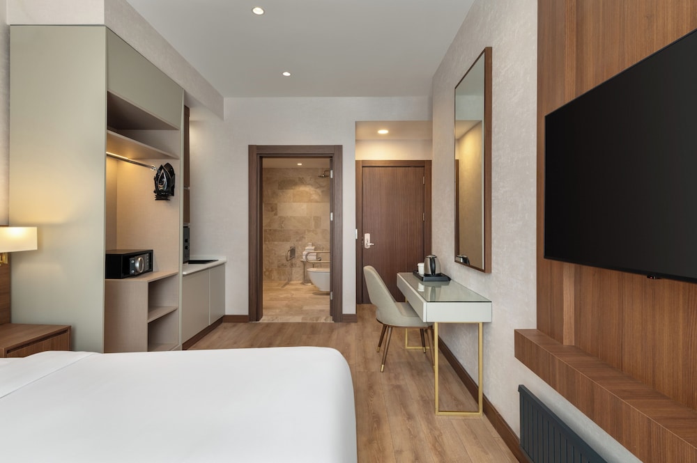 Ramada Residences by Wyndham Istanbul Haramidere 16/48