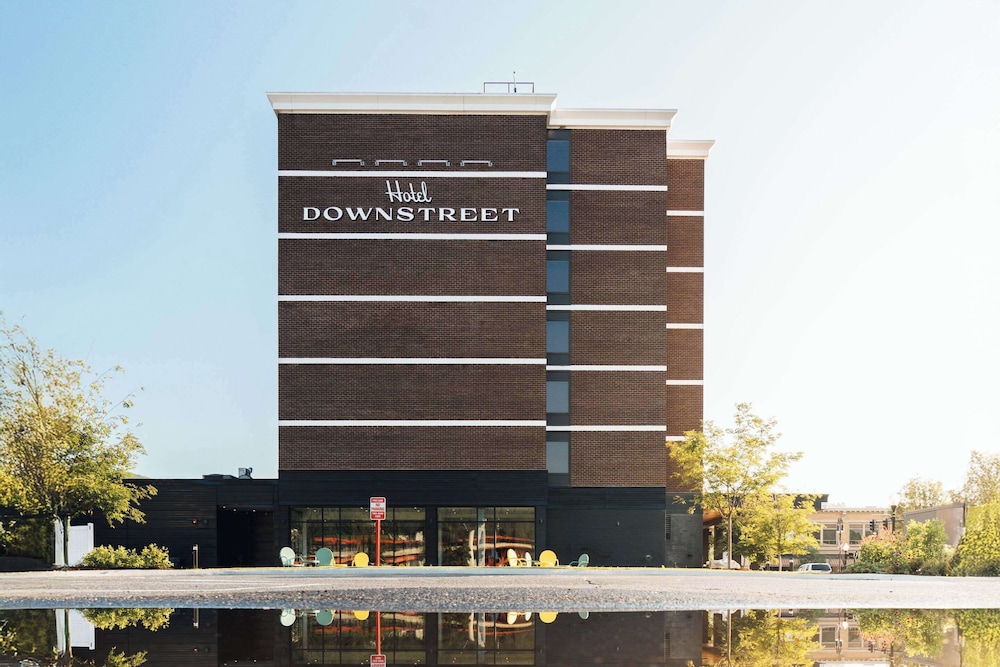 Hotel Downstreet, an Ascend Collection Hotel 2/50