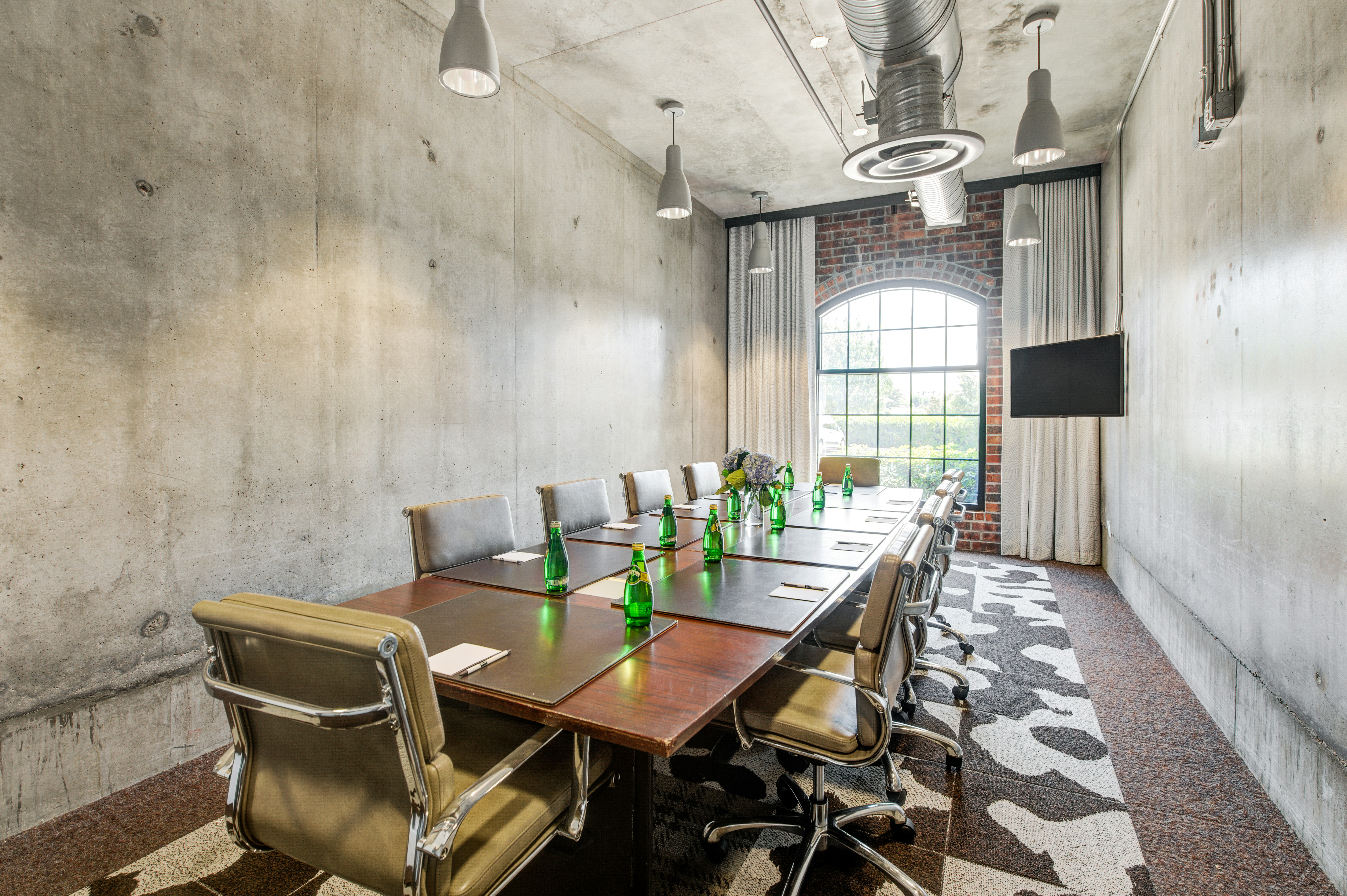 NYLO Las Colinas Hotel, Tapestry Collection by Hilton 55/61
