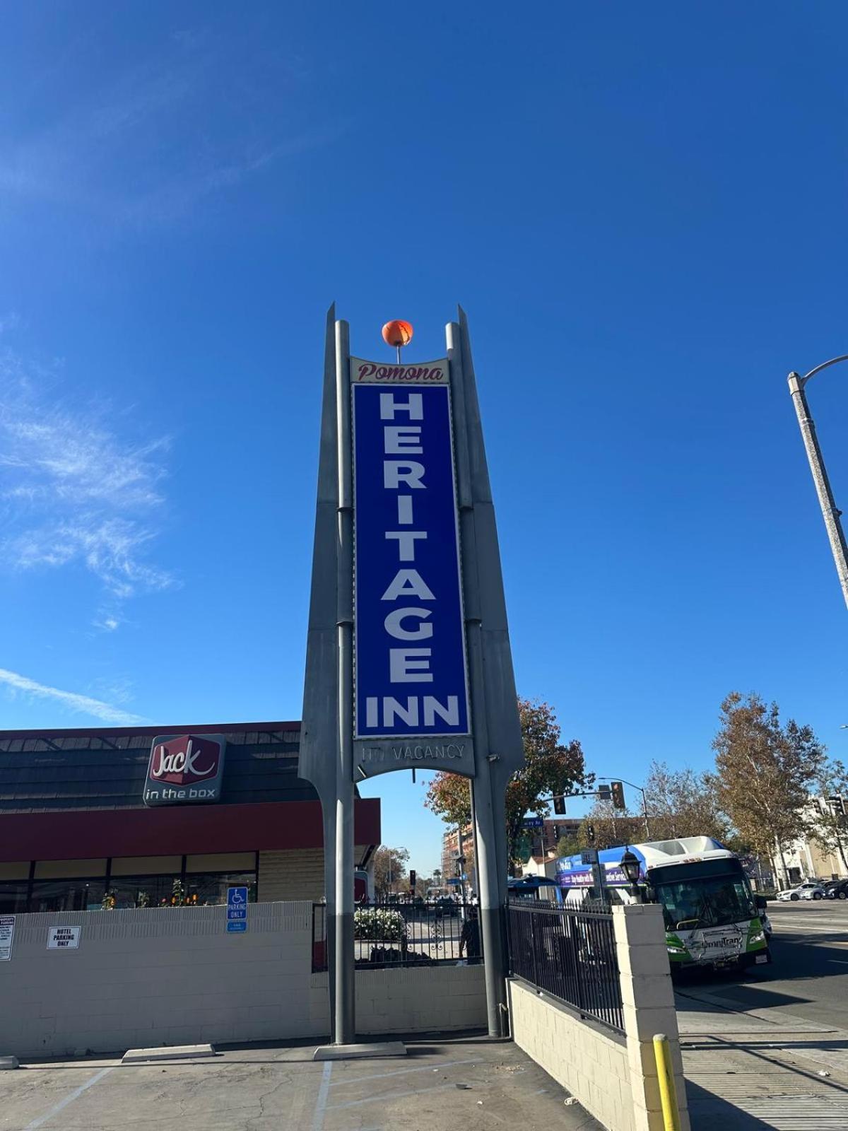 Heritage Inn 4/28