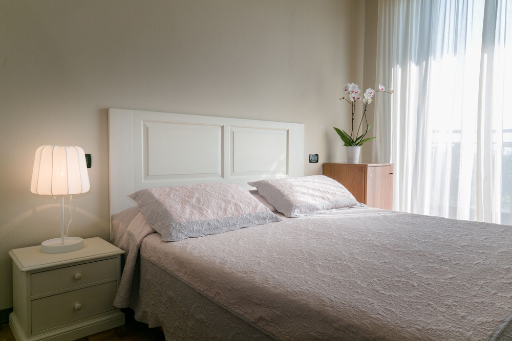 Hotel Mon Repos 5/50