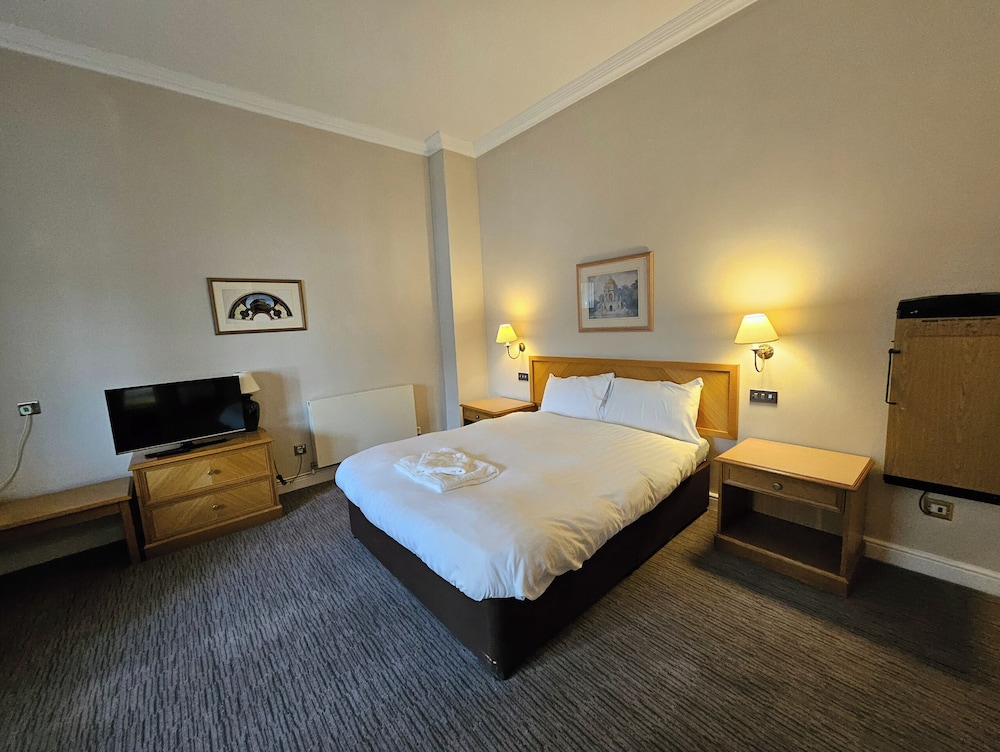 OYO Blaby Westfield Hotel 30/64