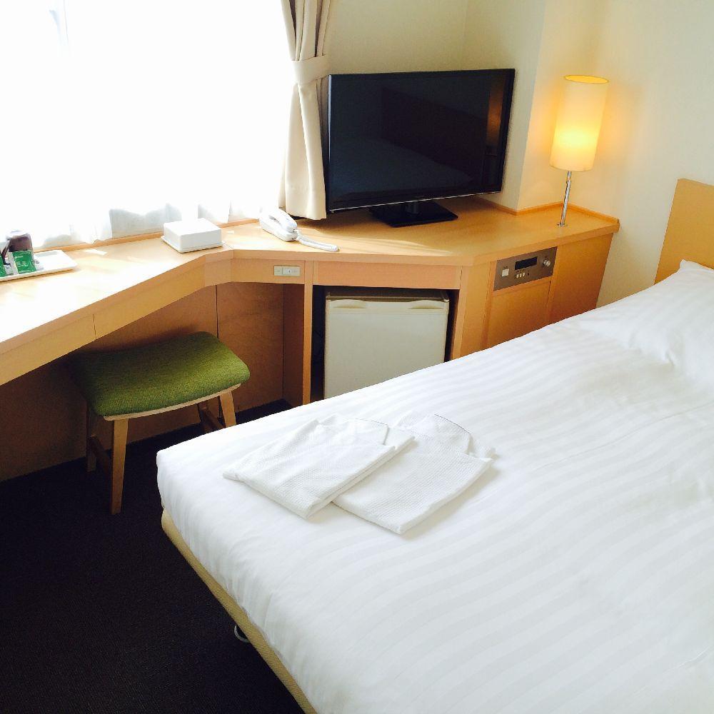 Semi Room, Semi Double Bed, Small, Smoking
