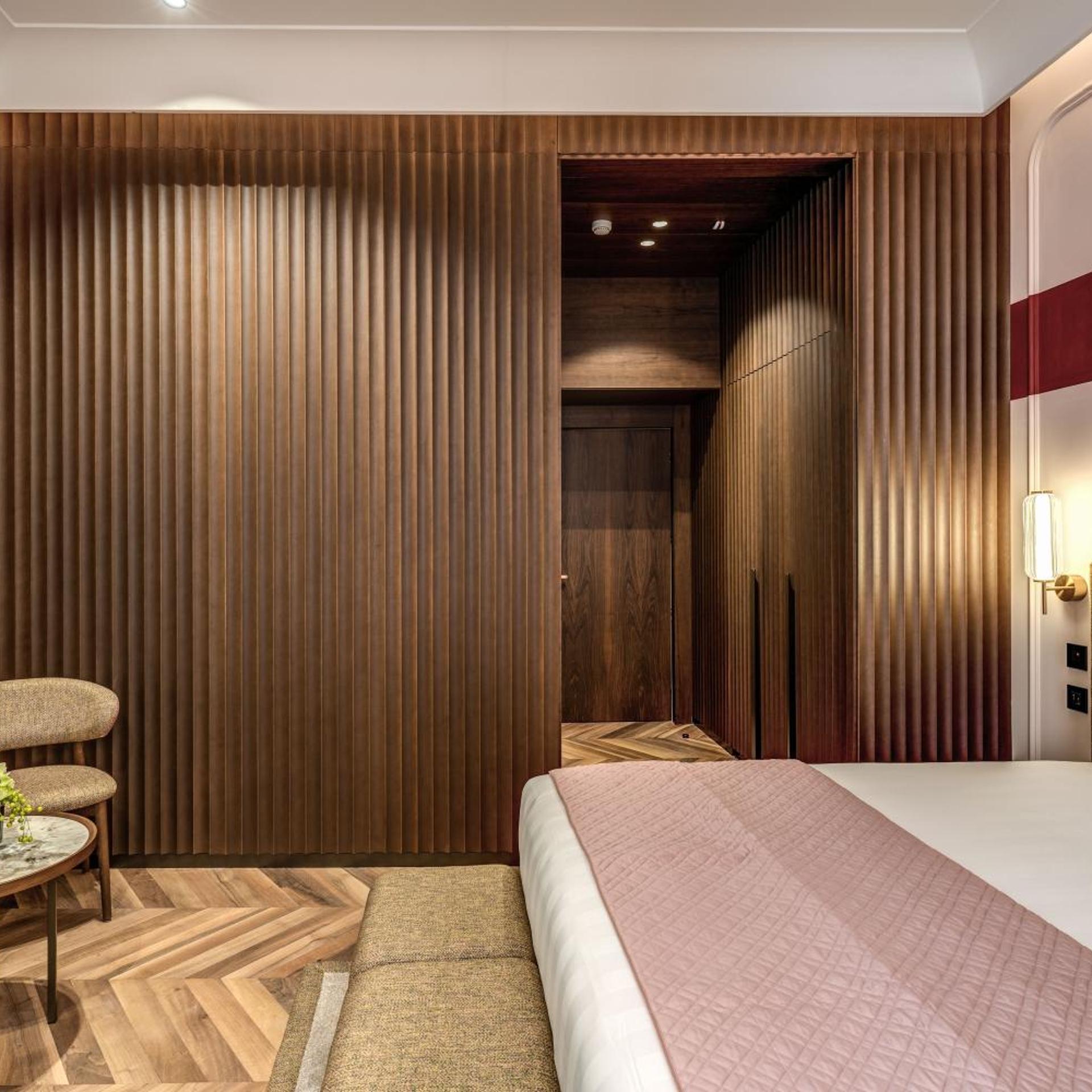 THE STEPS Hotel by Eitch Collection 25/50