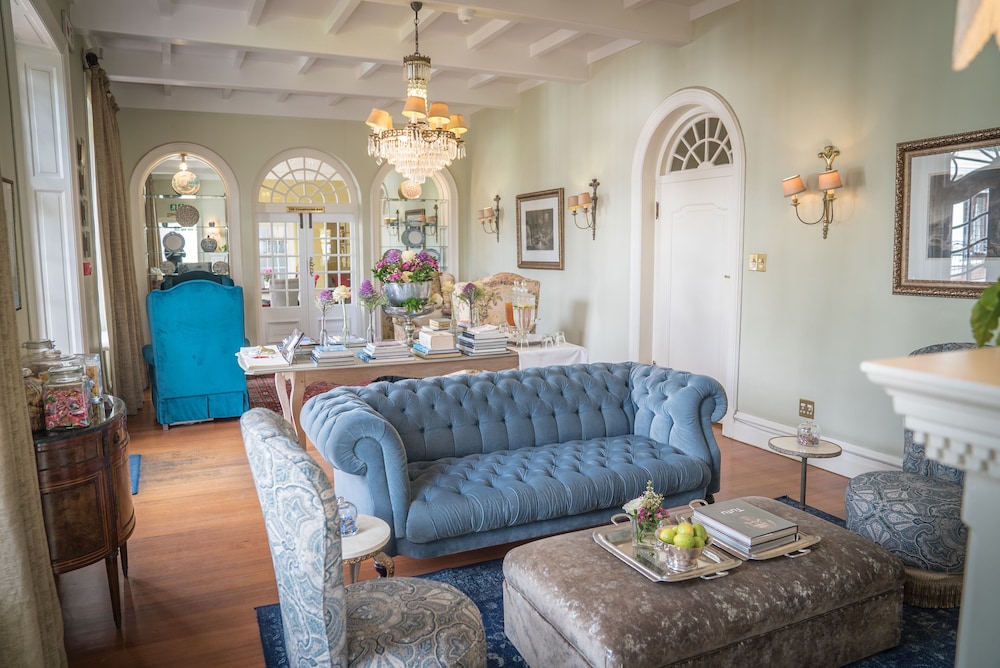 The Andros Deluxe Boutique Hotel 45/67