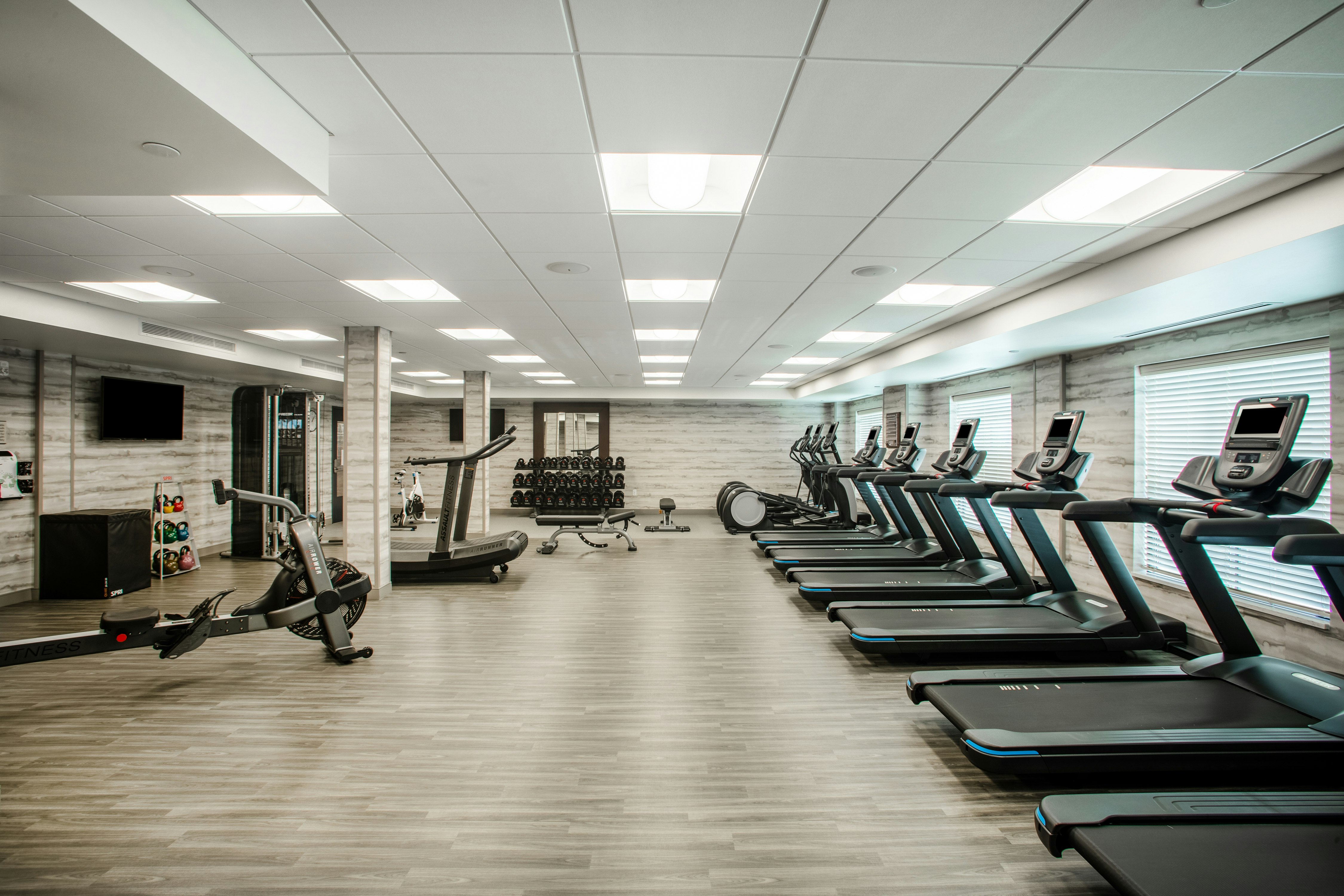 Homewood Suites By Hilton Salina Downtown Ks 8/27