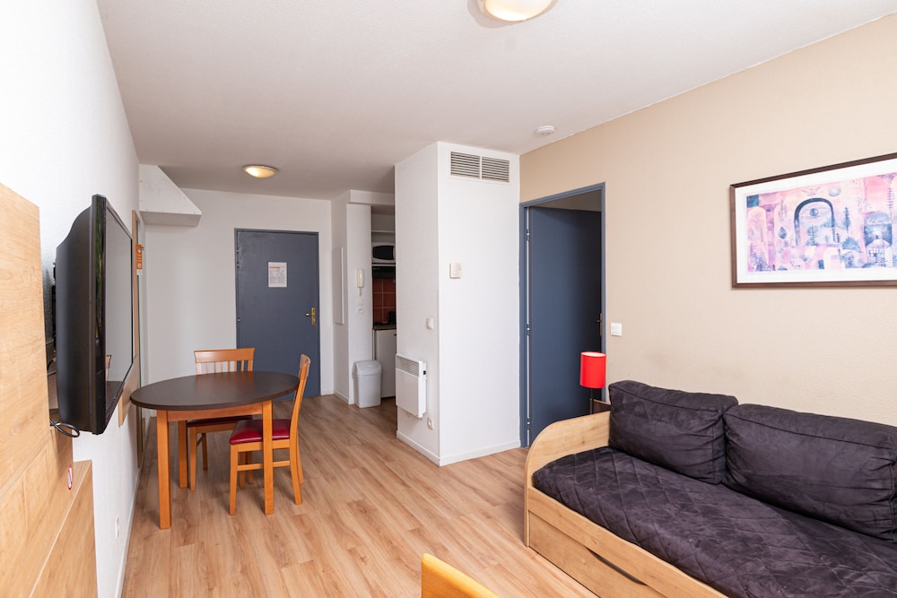Privilodges Apparthotel Lyon Lumiere 15/26