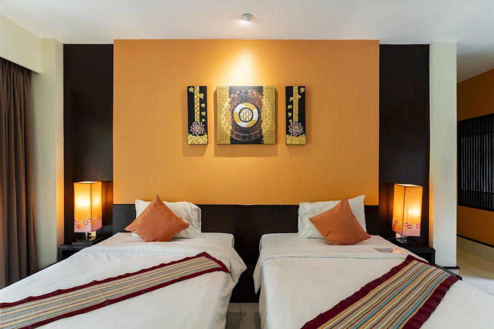 Baan Khaolak Beach Resort 12/50