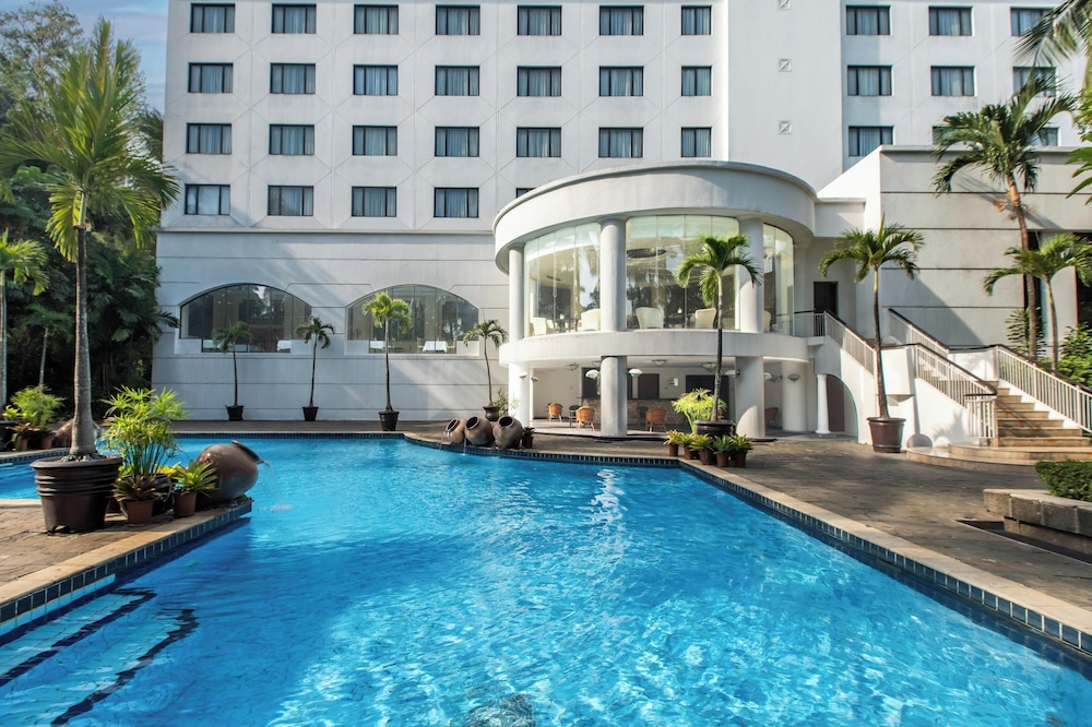 Aryaduta Lippo Village 8/53