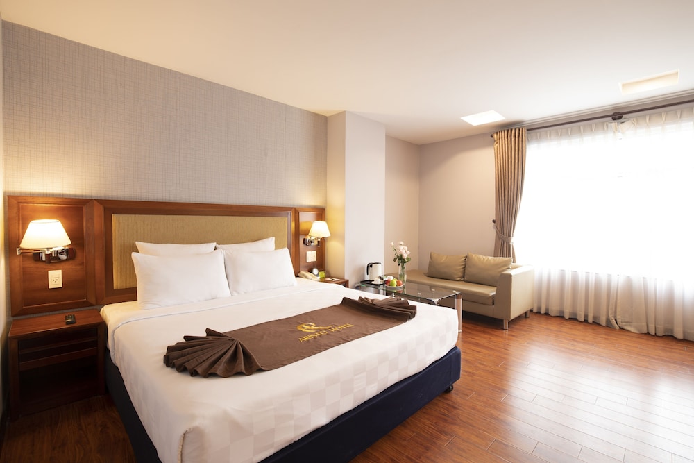 Aristo Saigon Hotel 12/50