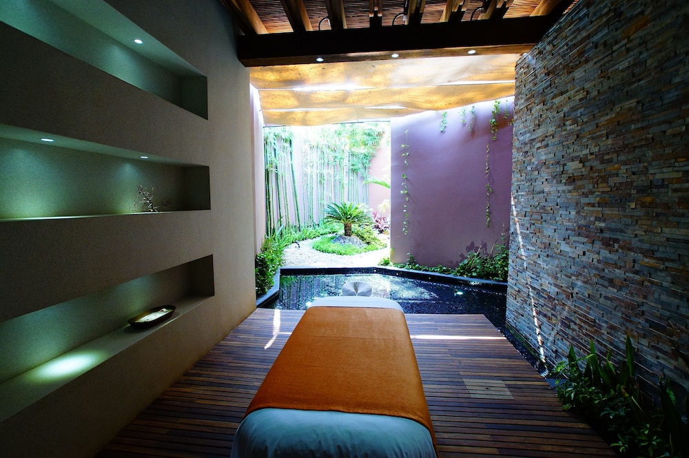 Hotel Azul Ixtapa Grand Resort Spa and Convention Center 24/51