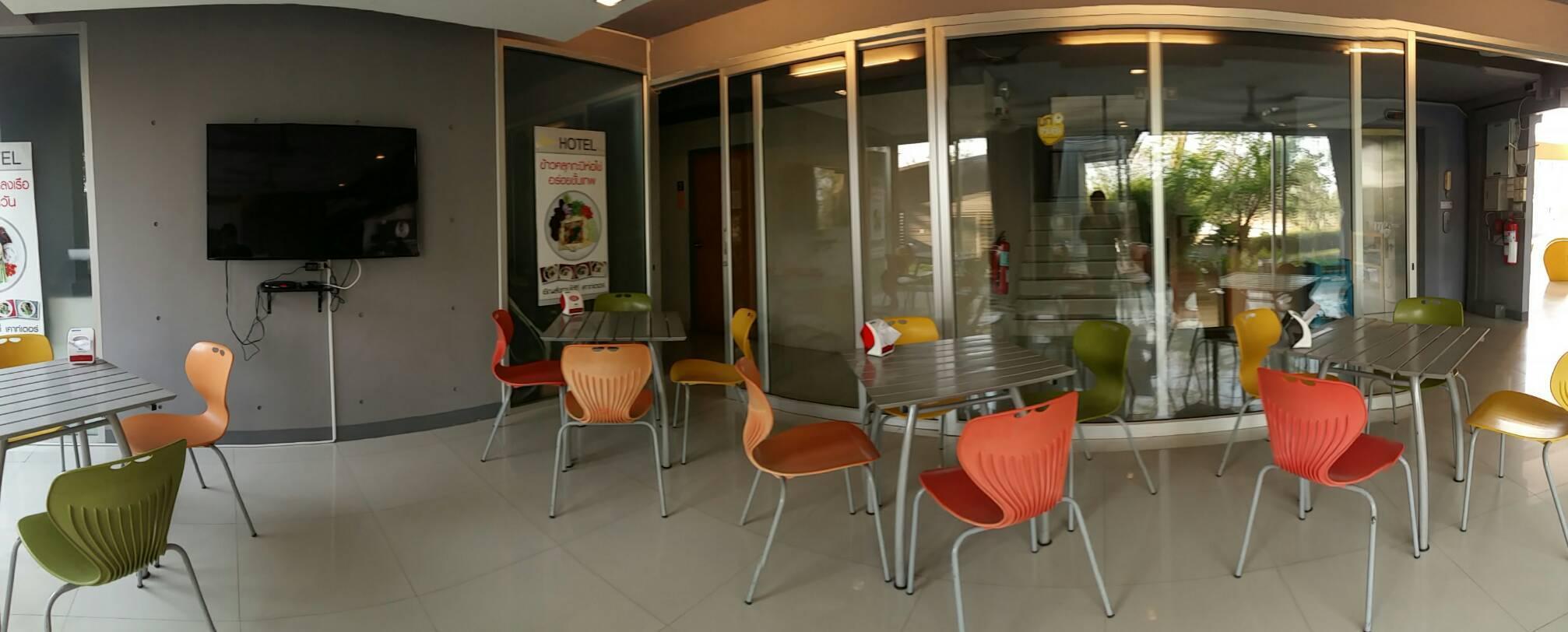 A Hotel 50/58