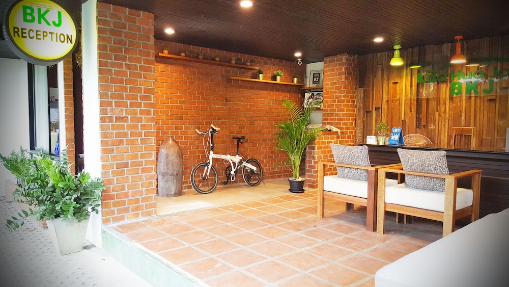 Baan Khao Hua Jook Villas Apts 9/50