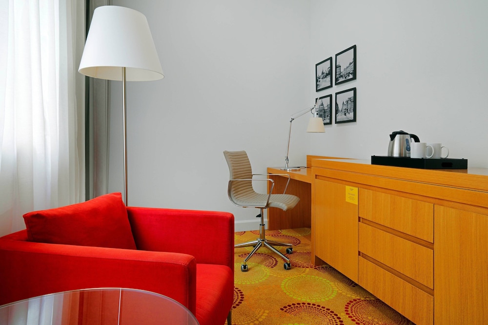 Courtyard By Marriott Budapest City Center Hotel 23/45