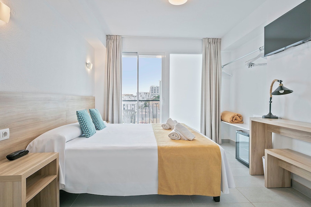 Suncoast Ibiza Hotel - Adults Only 32/77