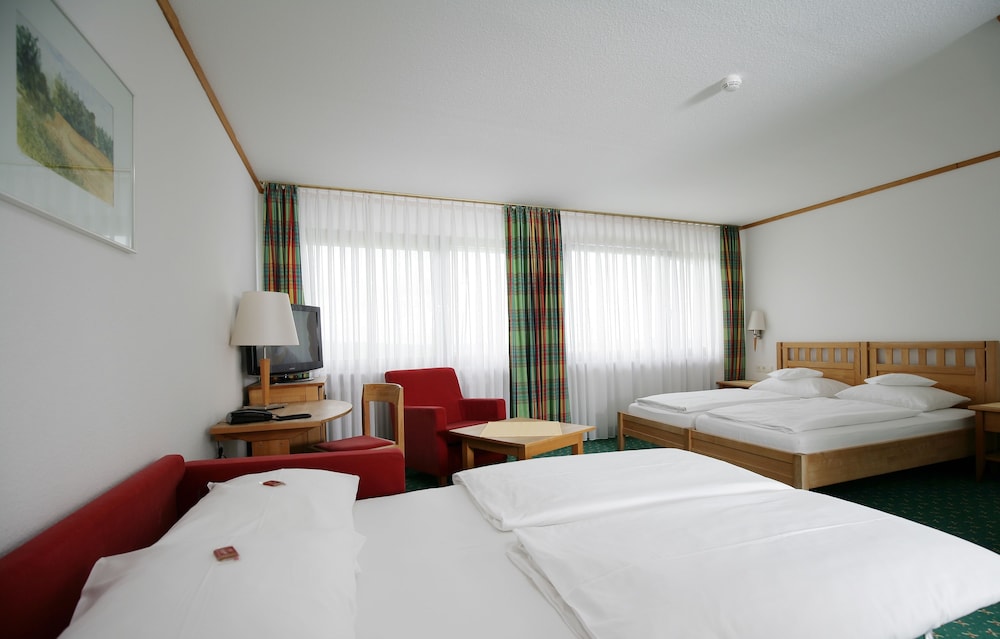Badhotel Restaurant Stauferland 6/75