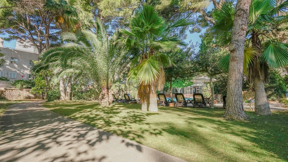 Houm Nets Hotel - Adults Only 61/66
