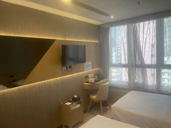 Semi Room, Deluxe, Family, 1 Double and 1 Single Bed