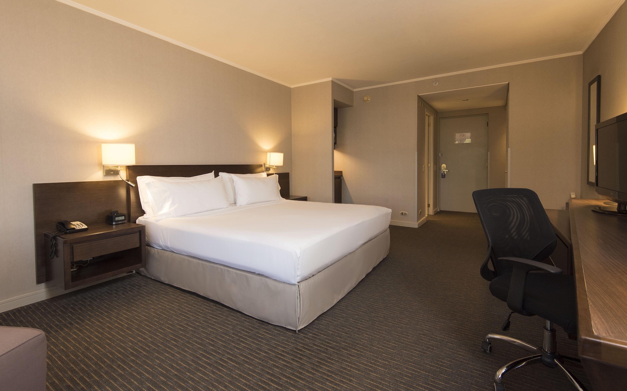 غرفة قياسية بسرير كينج، HOLIDAY INN EXPRESS TEMUCO 7/10