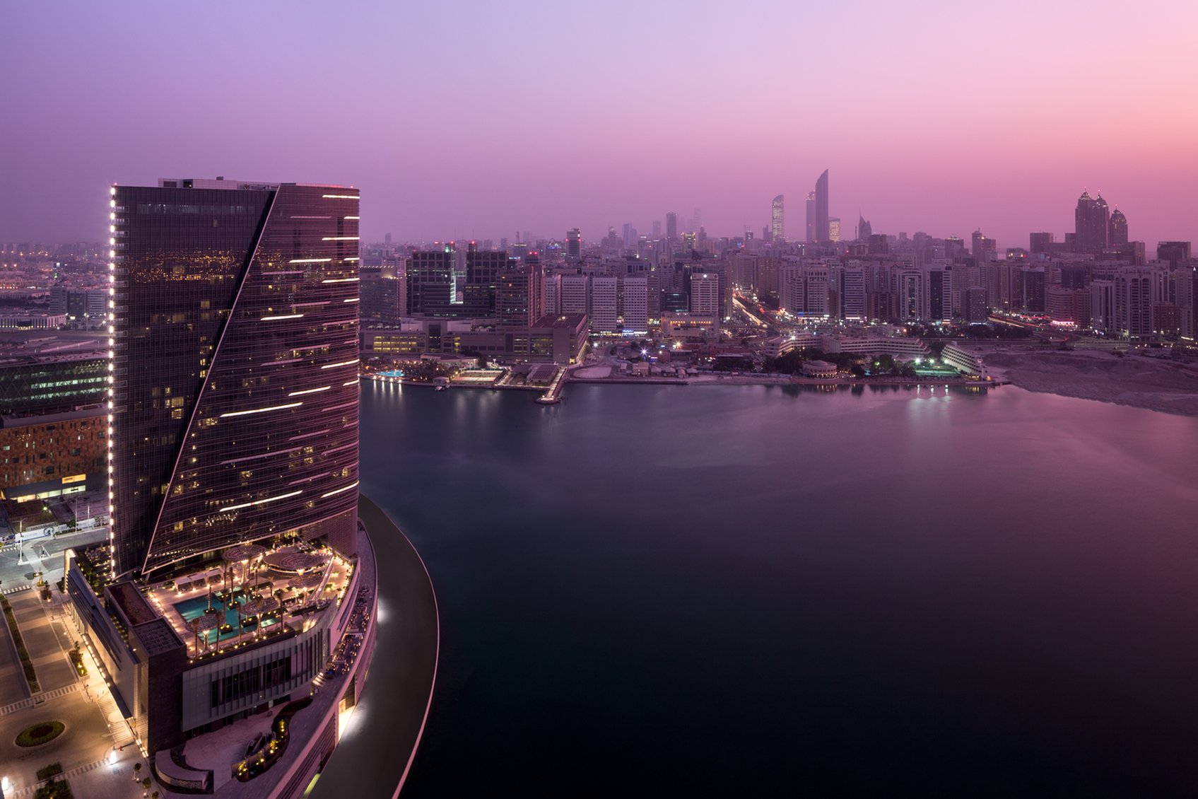 Rosewood Abu Dhabi 73/79