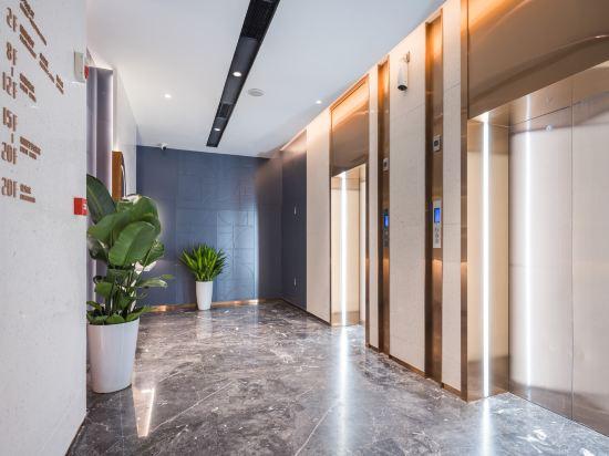 Yitel Collection (Chengdu Wuhou Temple Orthopaedics Hospital Subway Station Branch) 7/22