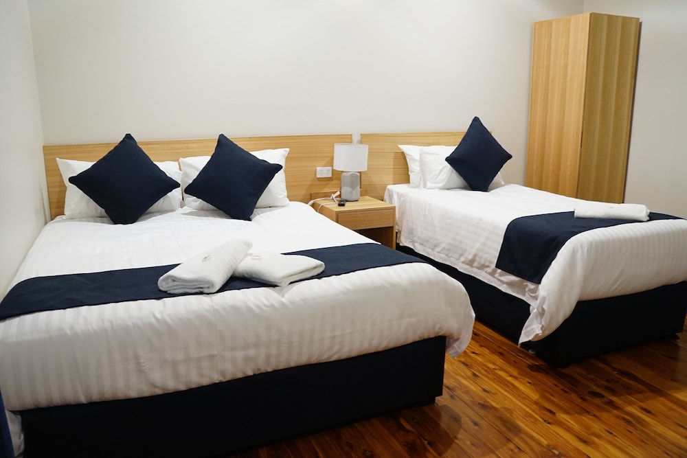 Gunnedah Hotel 6/38