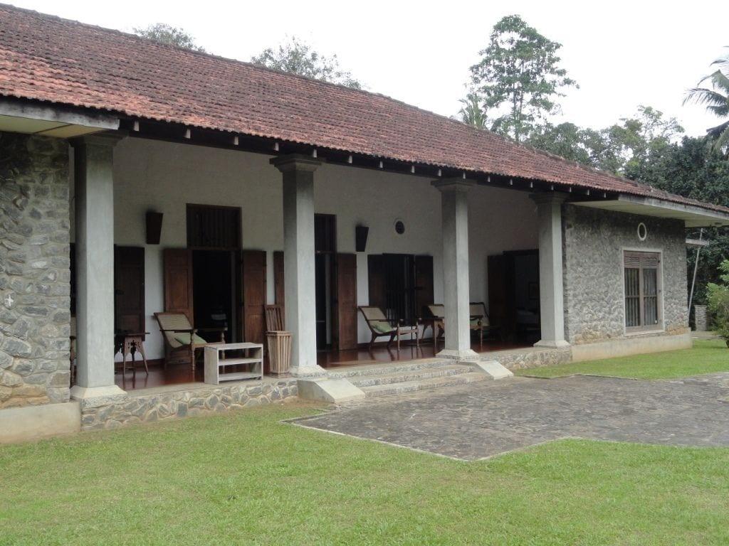 Serendip Stone Hotel and Bungalow 32/41