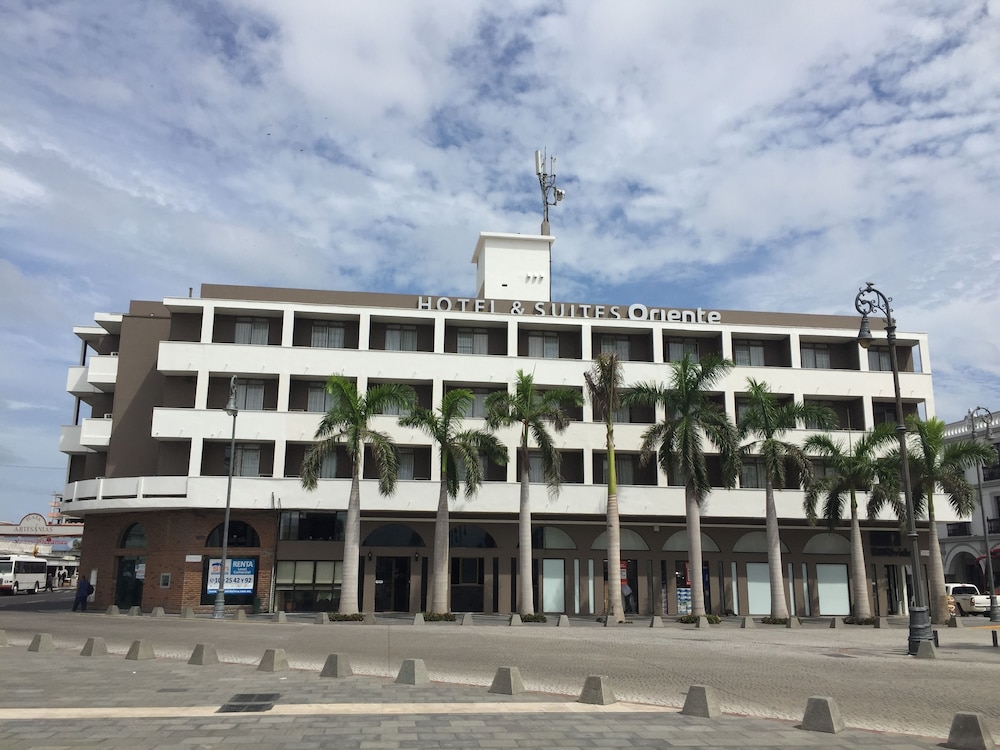 Oriente And Suites Hotel 4/67