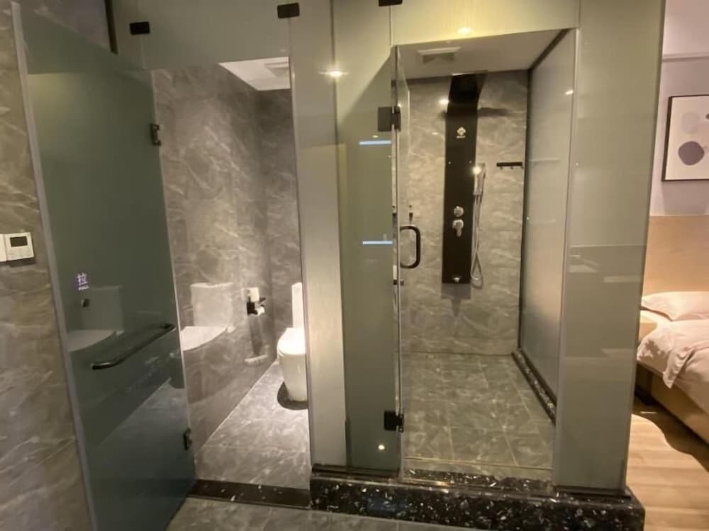 GREENTREE INN HEFEI BAOHE DISTRICT SOUTH RAILWAY STATION DAMO SQAURE HOTEL 48/50
