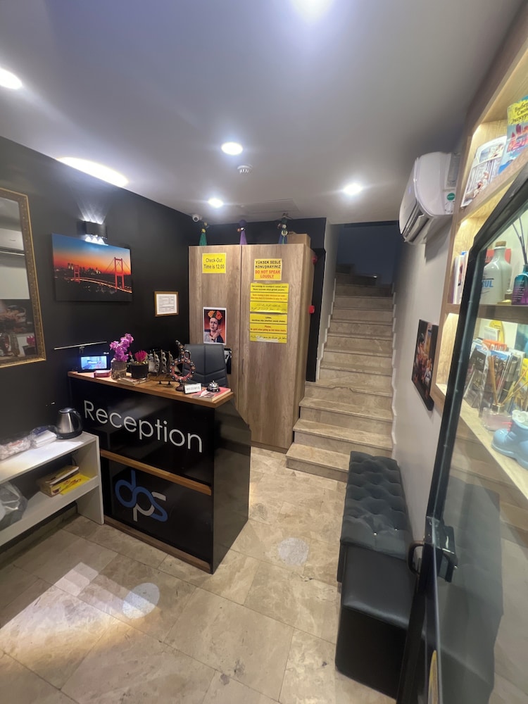Destinia Pera 2/16