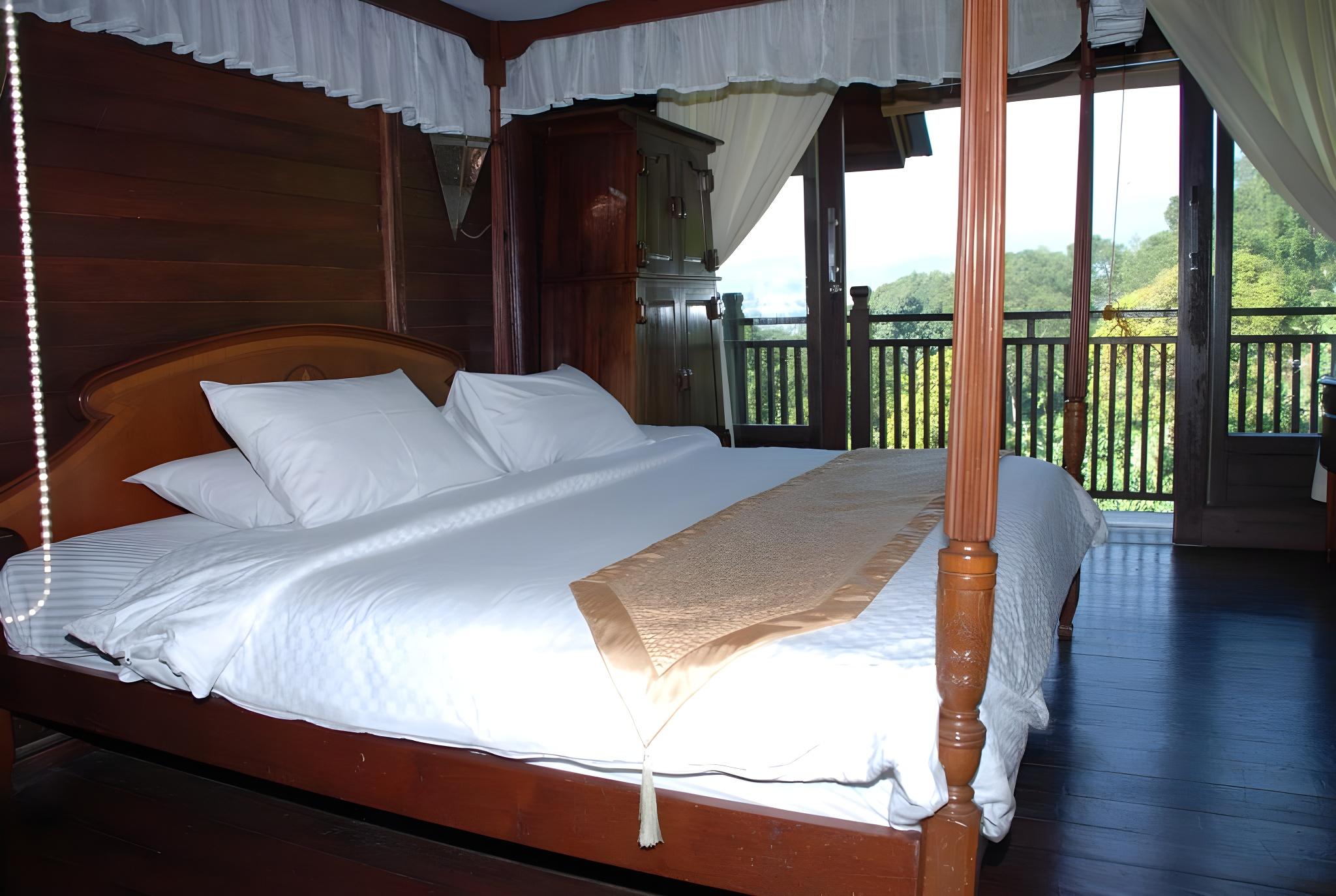 Talita Mountain Resort 10/28