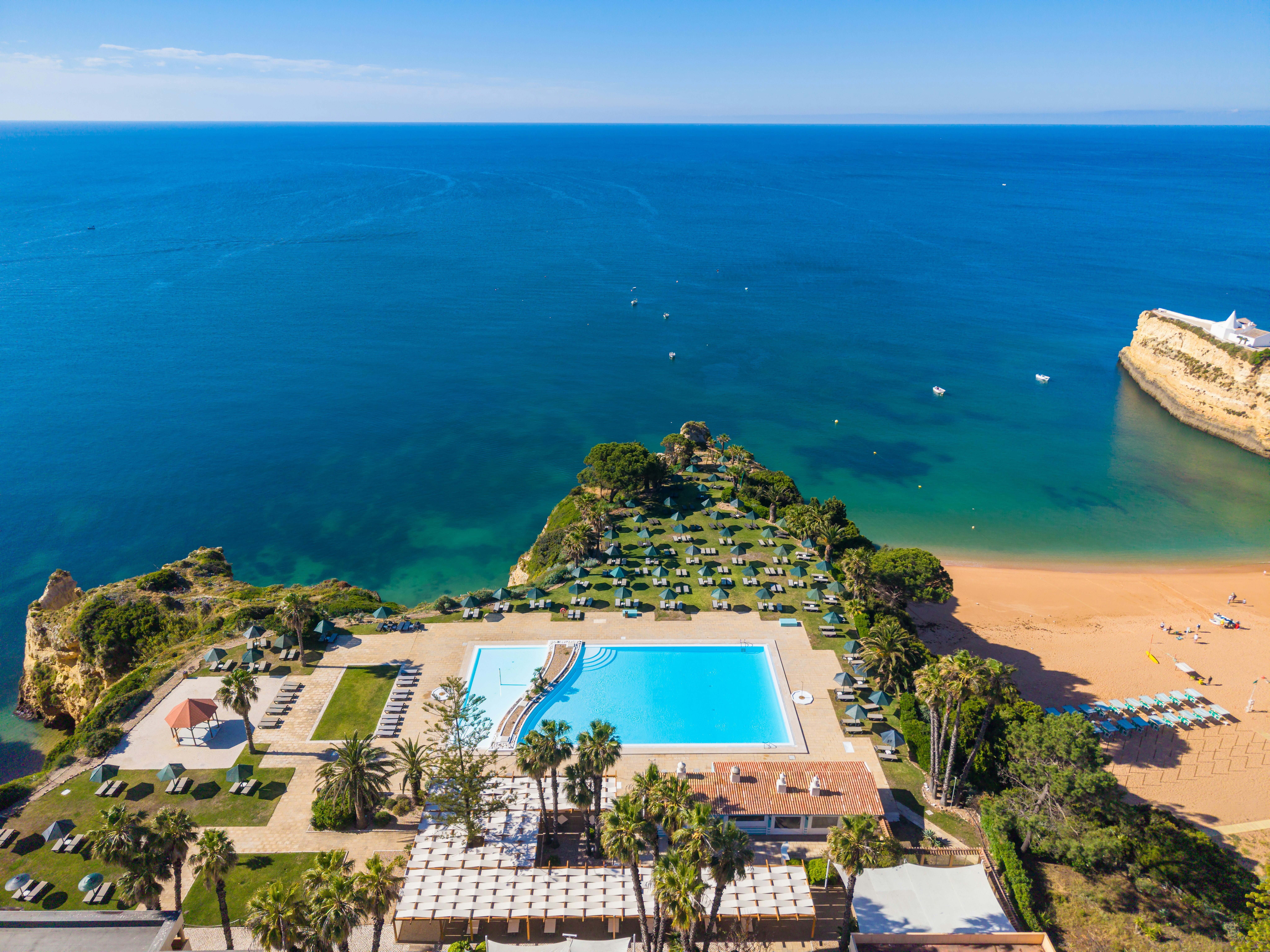 Pestana Viking Beach and Golf Resort 82/83
