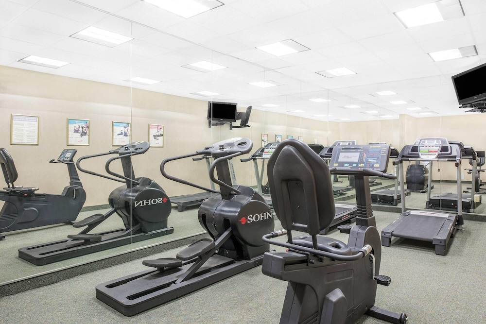 Days Inn And Suites By Wyndham York 13/28