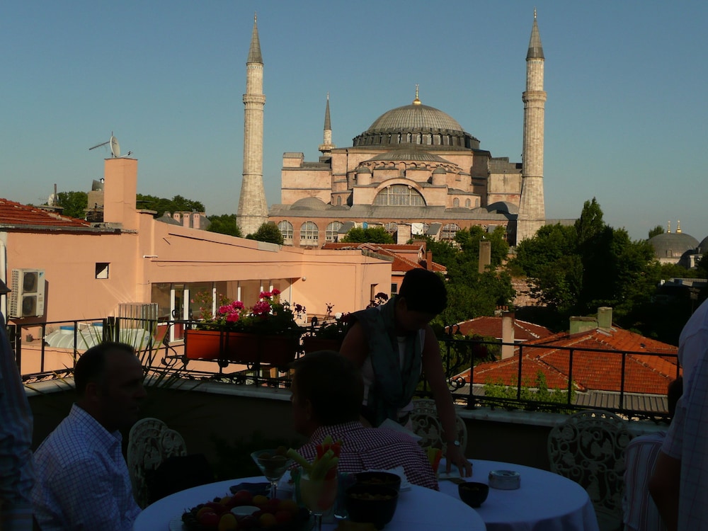 Celal Sultan Hotel Special Class 83/87