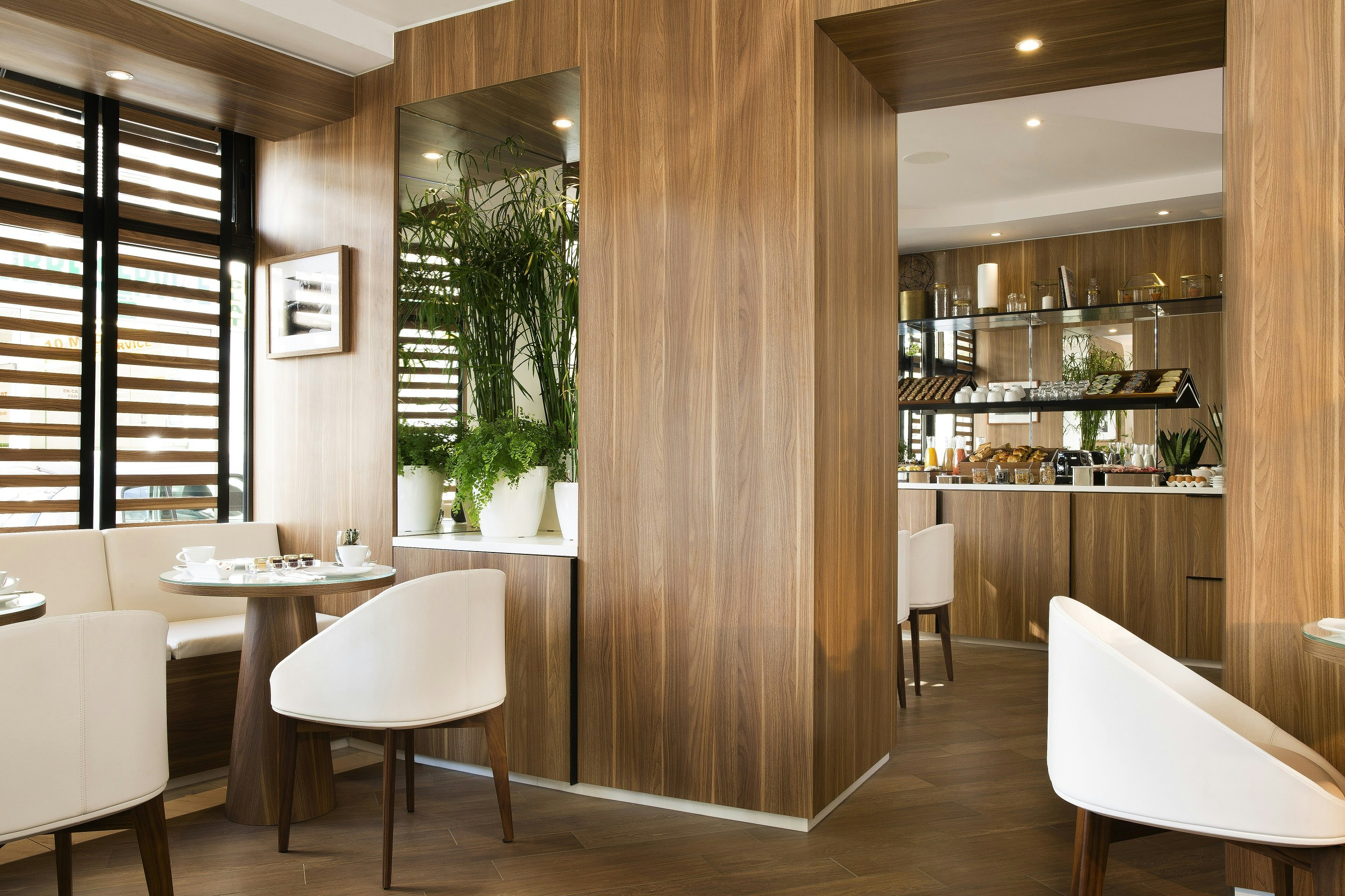 Hotel Eiffel Turenne 45/54