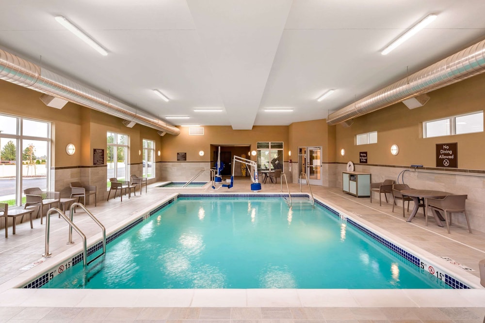 MainStay Suites Spokane Airport 27/43