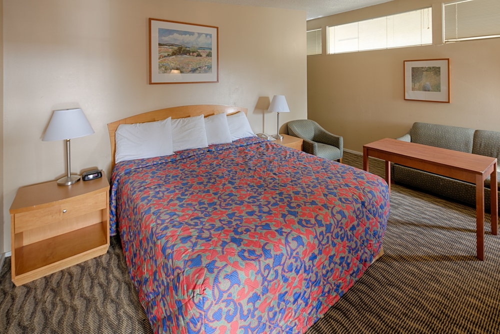 Days Inn by Wyndham Chico 10/40