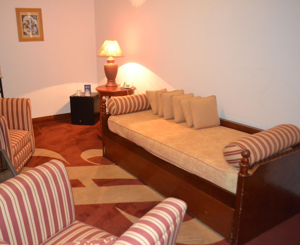 Gran Hotel Presidente 34/50