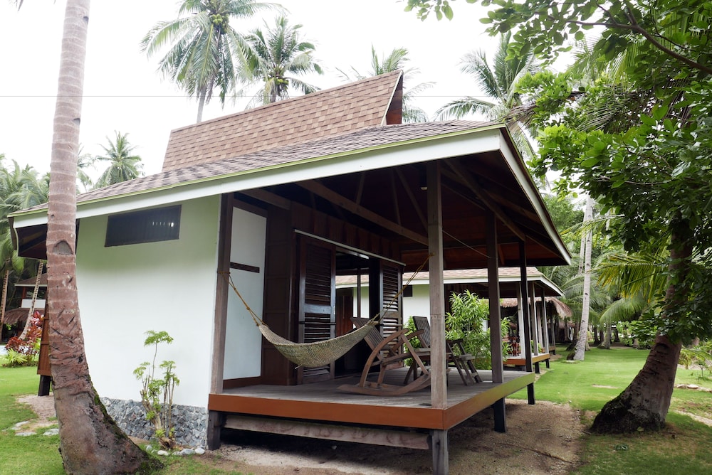 Dolarog Beach Resort 3/50