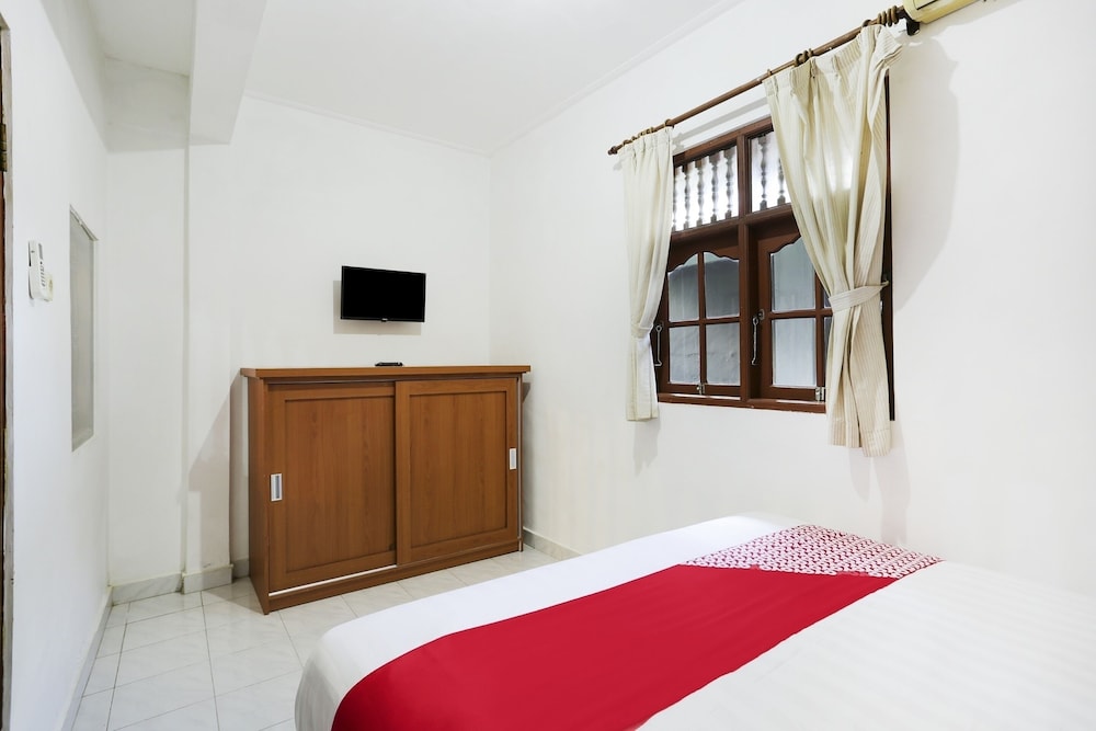 OYO 4003 Ceria Guesthouse Seminyak 20/39