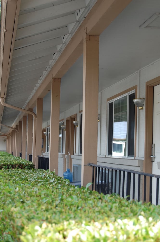 Western Inn Lakewood/Tacoma 42/49