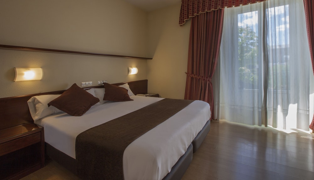 Hotel Florida Formerly Best Western Hotel Florida 24/47