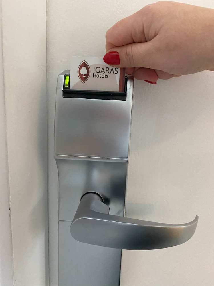 Igaras hotel 24/48