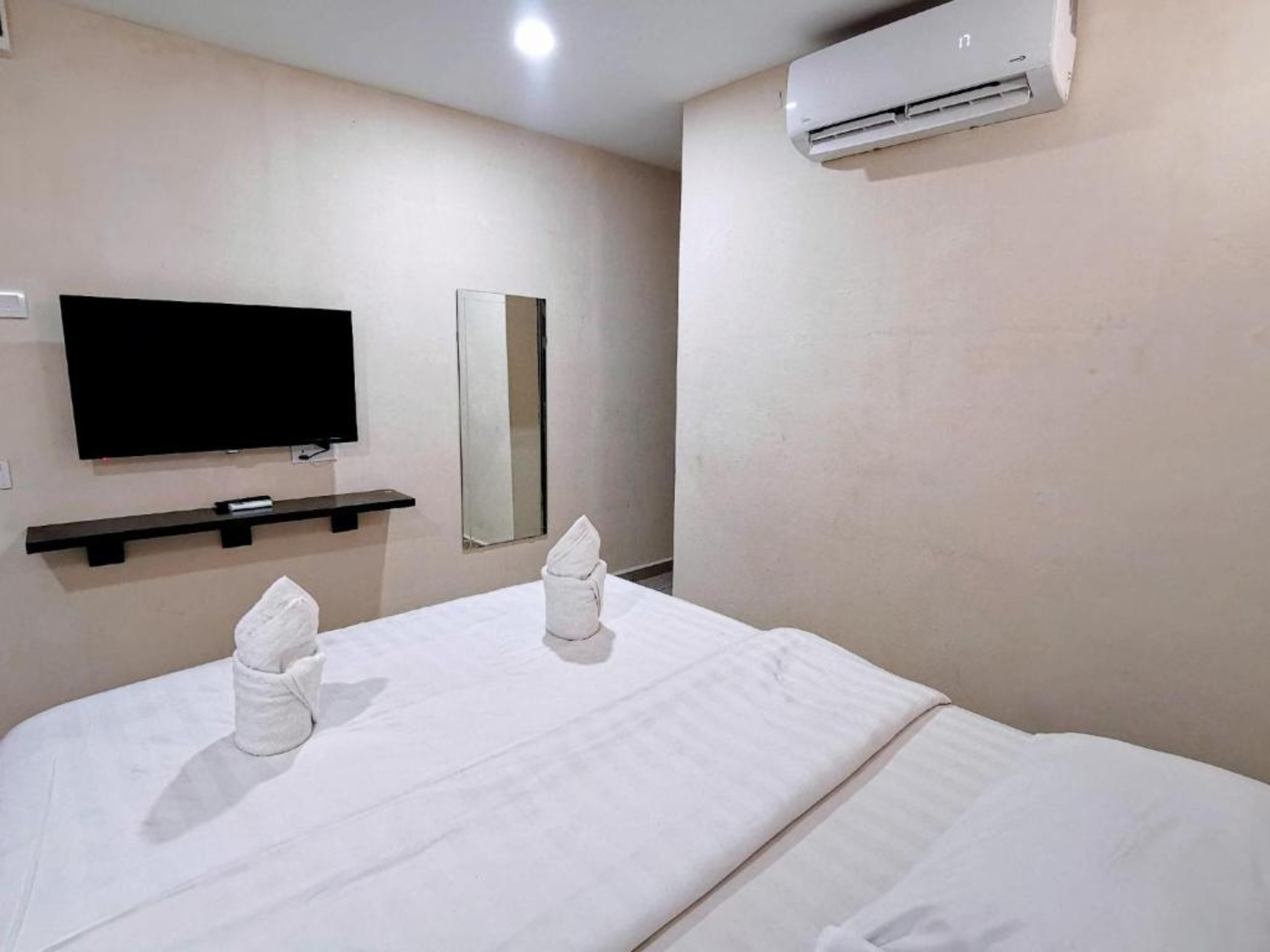 Juru Hotel 11/23
