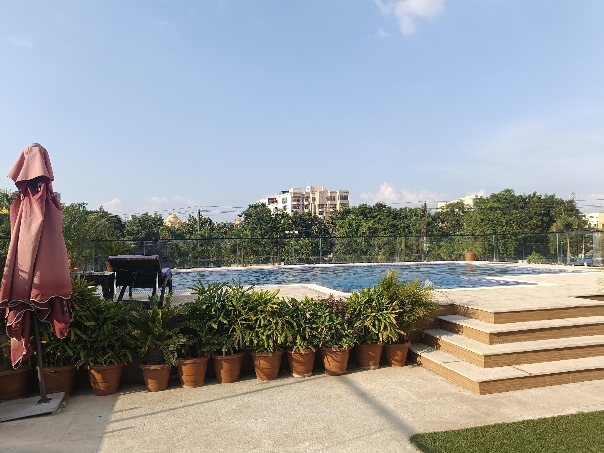 VATIKA PREMIER HOTEL 19/25