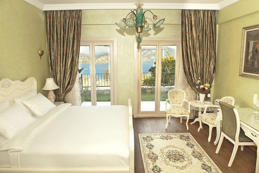 Swan Lake Boutique Hotel - Adults Only 17/67