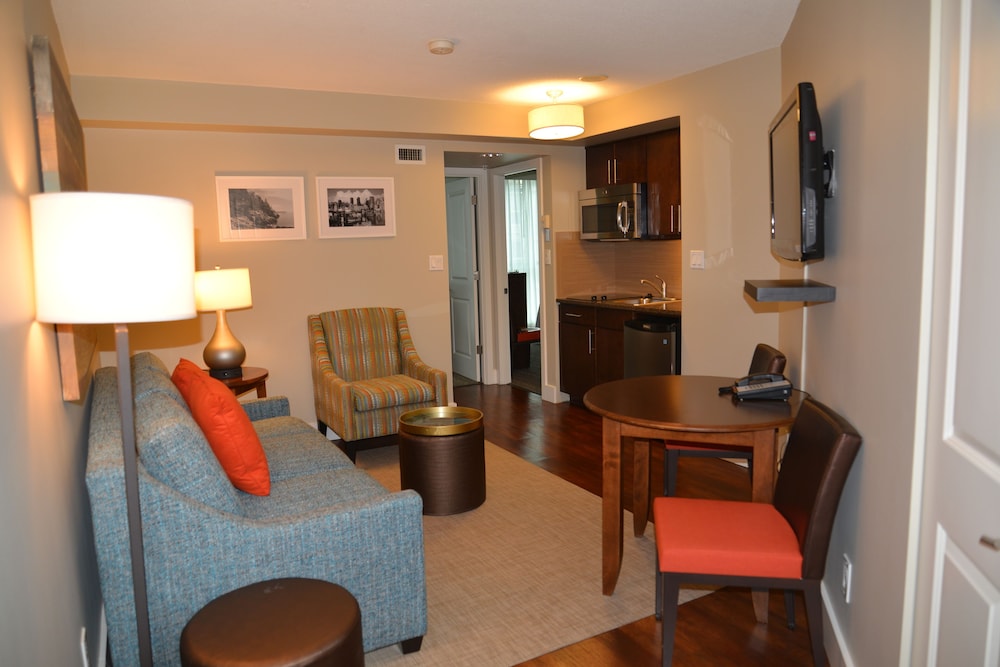 Rosedale Condominiums 46/60